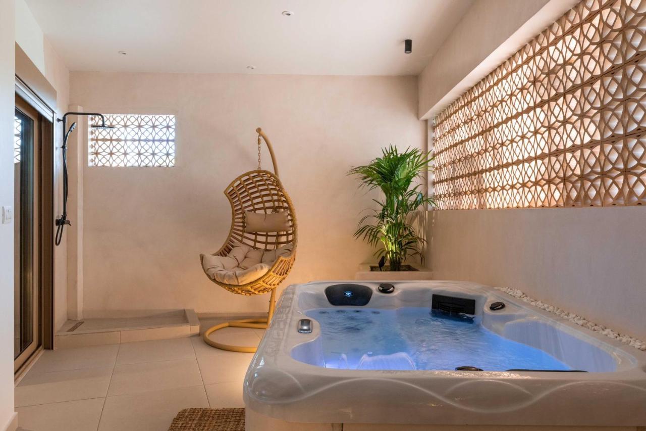 Mariann Premium Suites Lardos Luaran gambar